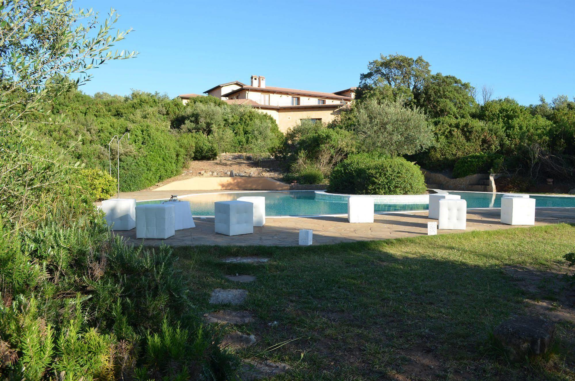 Hotel Giardino Corte Rubja Iglesias Exterior foto